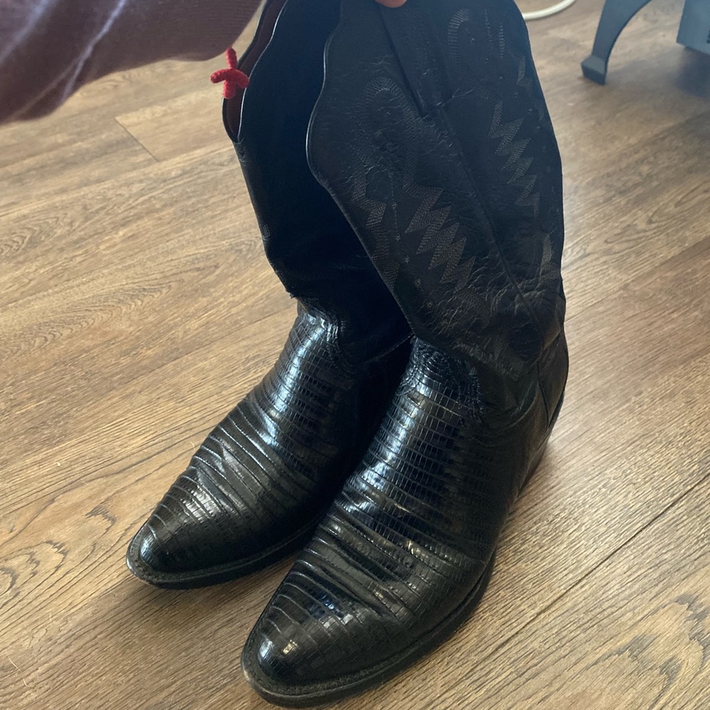 Black Lucchese boots for men size  8 B
